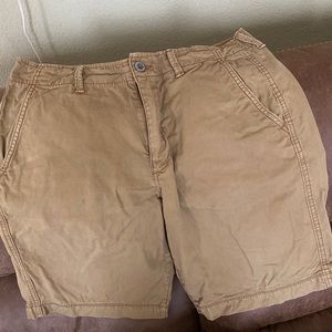 AMERICAN EAGLE SHORTS SIZE 33
